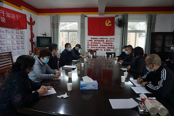 疫情防控不懈怠 脱贫攻坚两手抓 疫情防控不懈怠 脱贫攻坚两手抓