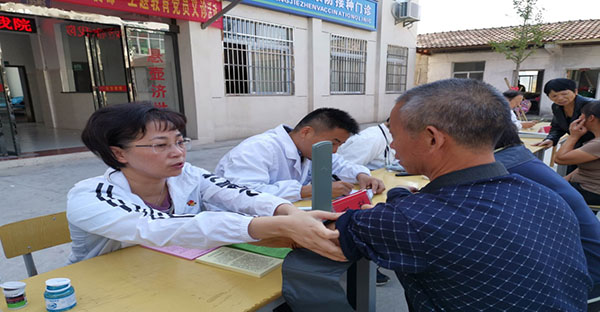 不忘帮扶初心 义诊助力脱贫 不忘帮扶初心 义诊助力脱贫