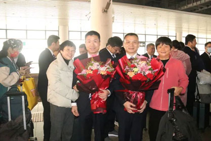 【载誉凯旋】我院支援突尼斯医疗队队员龚维良、曾胜荣载誉凯旋 【载誉凯旋】我院支援突尼斯医疗队队员龚维良、曾胜荣载誉凯旋
