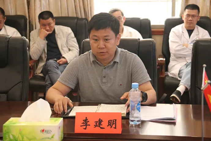 副市长黄智迅赴我院调研国家级、省级临床重点专科建设推进情况 副市长黄智迅赴我院调研国家级、省级临床重点专科建设推进情况