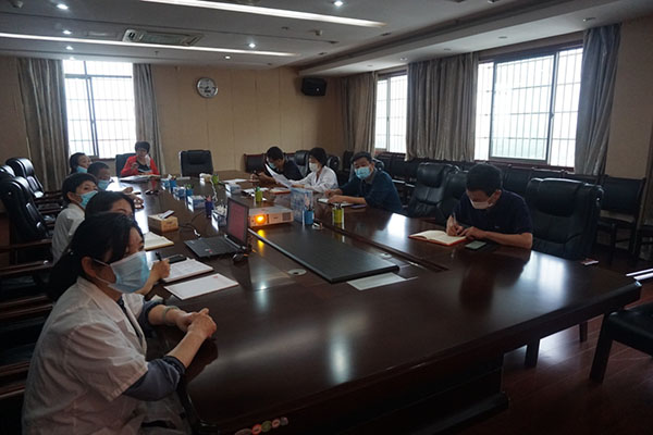 坚持思想建党 推进理论强党 坚持思想建党 推进理论强党