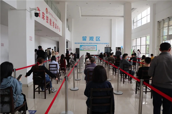 直击抚州普通人群新冠疫苗接种现场！这些要注意…