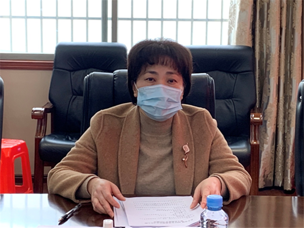 学悟两会精神  凝聚发展力量