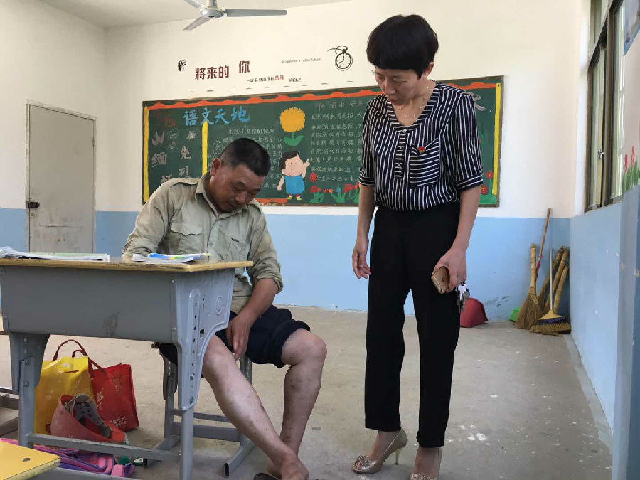 倾心帮扶义诊 行动情暖民心 倾心帮扶义诊 行动情暖民心