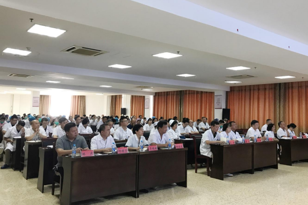 深学细悟把握理论精髓锤炼提升凝聚奋进之力