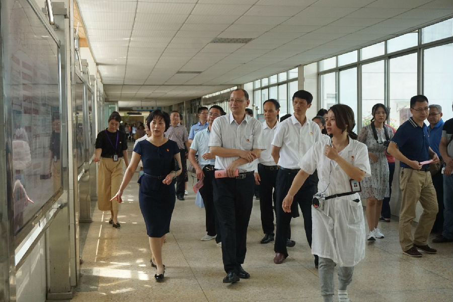 夯实党建强根基 凝聚共识促发展 夯实党建强根基 凝聚共识促发展