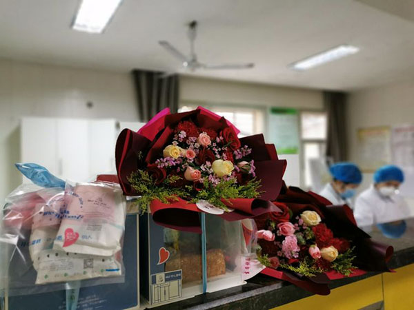 春意融融 隔离病房医患互许愿传递爱的祝福