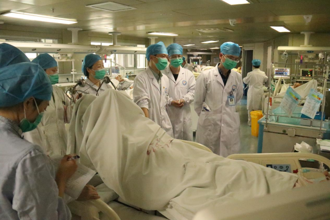 携手共建,提升危重症救治能力 携手共建,提升危重症救治能力